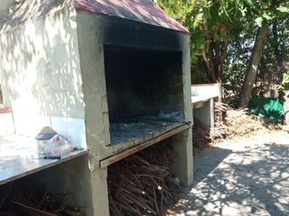 Día de piscina y bbq para comidas calçotadas...