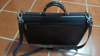 Cartera de piel