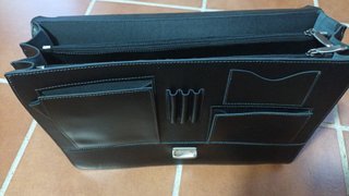 Cartera de piel