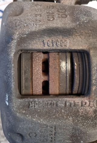 BUJE MANGUETA FRENO IZ RENAULT TRAFIC 1.6 DCI 2017