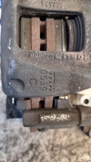 BUJE MANGUETA FRENO IZ RENAULT TRAFIC 1.6 DCI 2017