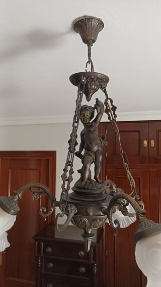 Lámpara de techo de metal