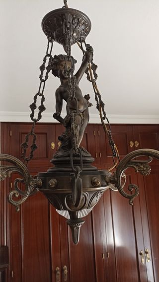 Lámpara de techo de metal