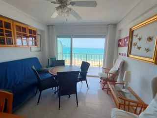 Alquiler apartamento primera línea de playa
