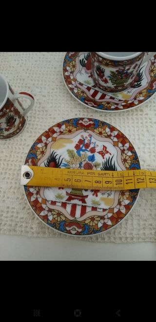 Set 4 tazzine da caffè  più  4 piattini