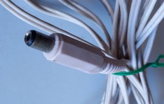 Pedal y enchufe maquina de coser Singer