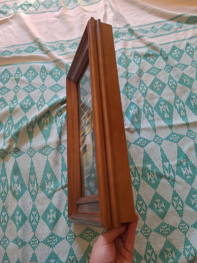 Cuadro cubre contador