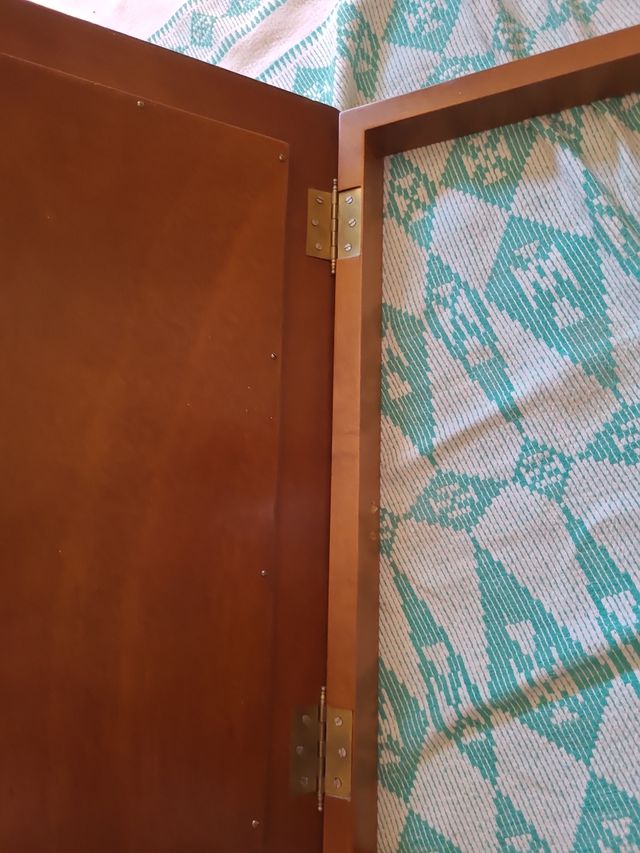 Cuadro cubre contador