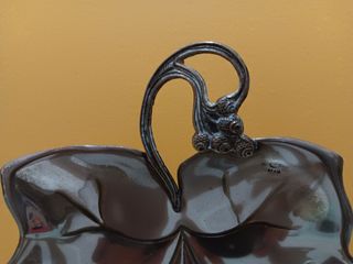 Antigua bandeja en forma de hoja