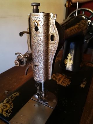 MÁQUINA DE COSER SINGER, AÑO 1921