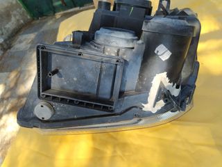 Faro derecho Opel Meriva A