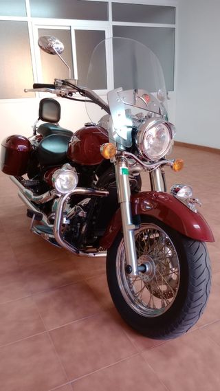 KAWASAKI VN 900 CLASSIC