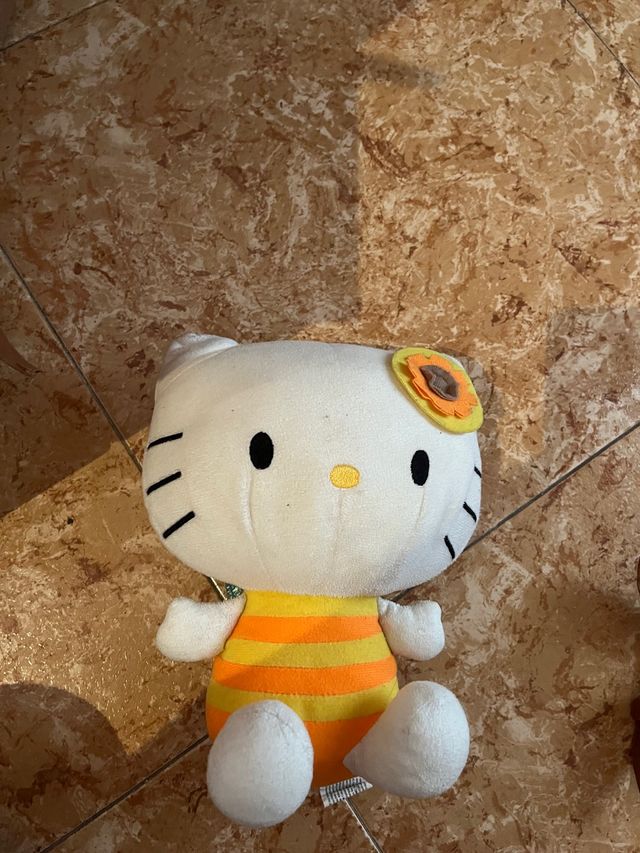 Peluche Hello Kitty