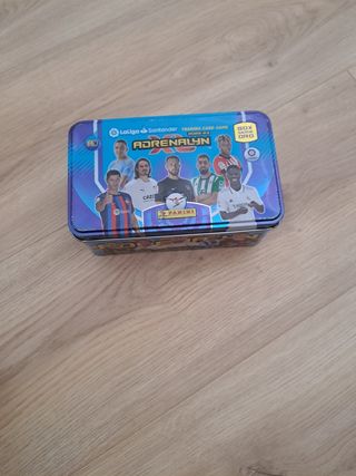 Álbum de cromos y los repes