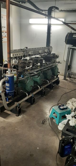 Técnico frigorista en cámaras