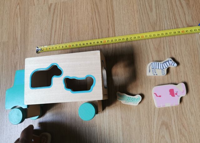 Juguete educativo de madera Hema