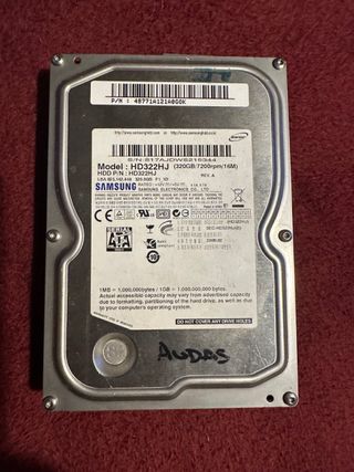2 HDD de 320Gb de alta velocidad 7200 RPM