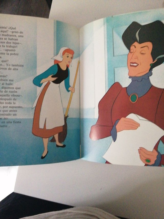 Colección de cuentos Disney