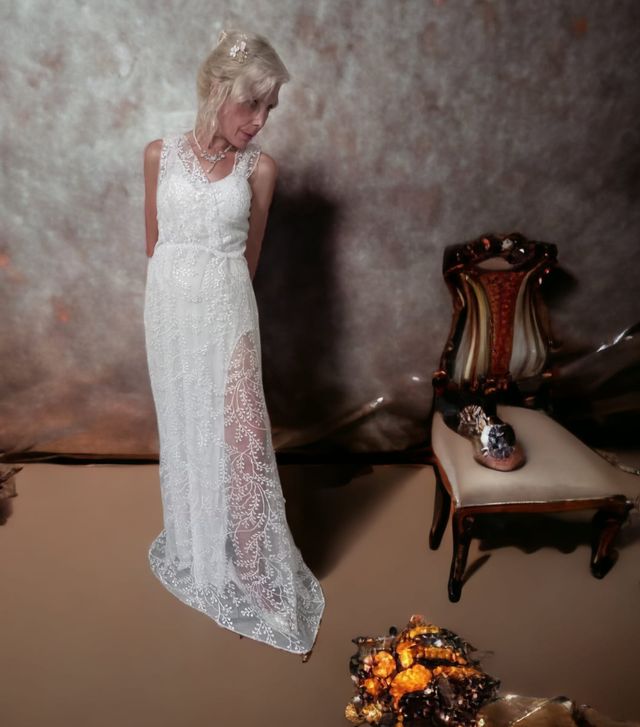 Vestido de novia con trasparencias y sexy