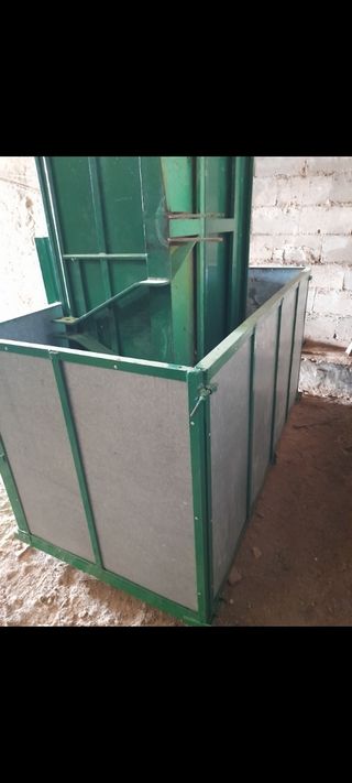 Cajón recolector para tractor