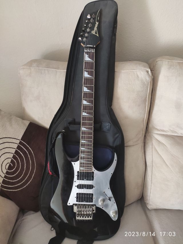 Guitarra eléctrica Ibanez