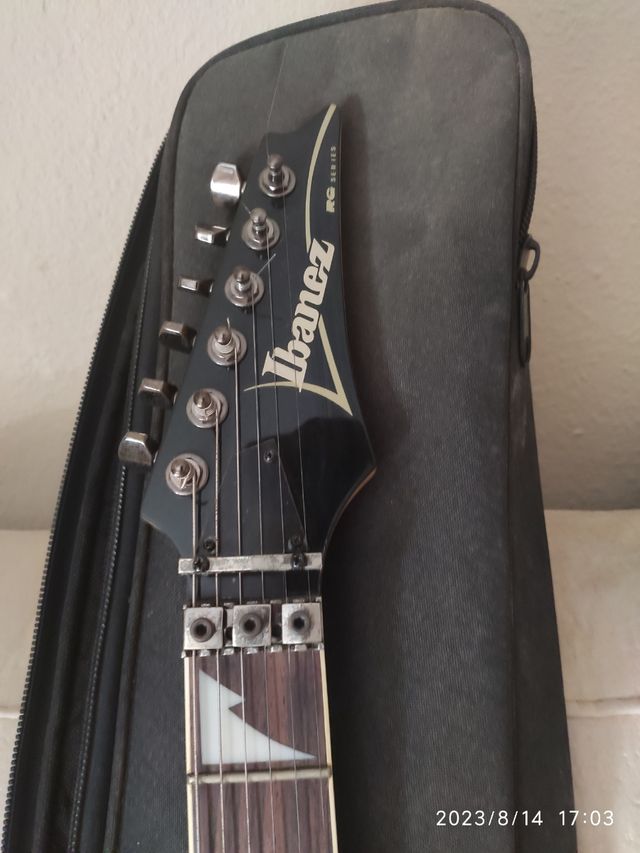 Guitarra eléctrica Ibanez
