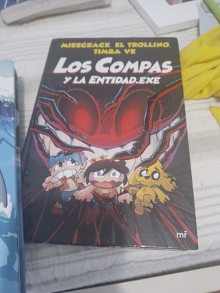Libros Mikecrafk y Vicnix