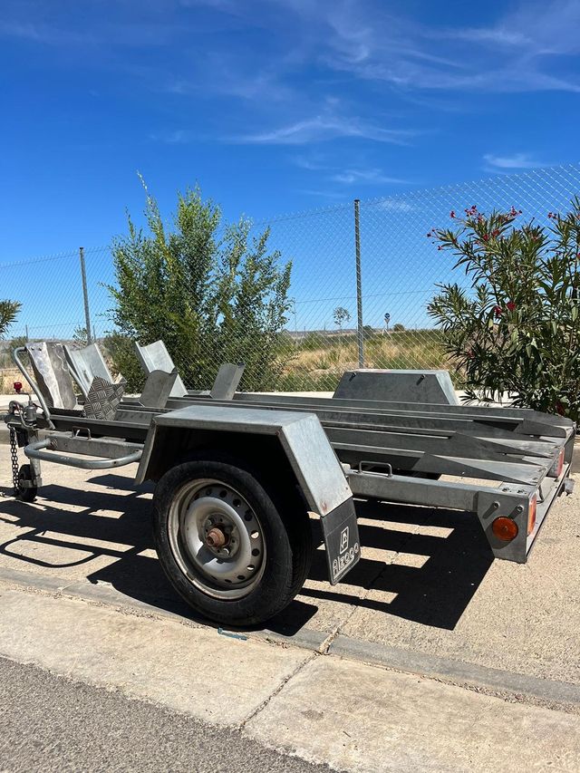 ALQUILER de REMOLQUE para motos