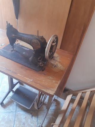 Máquina de coser SINGER