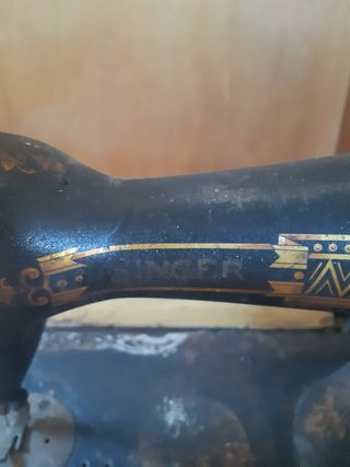 Máquina de coser SINGER