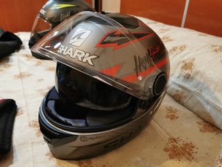 2 equipaciones de Moto Completas.