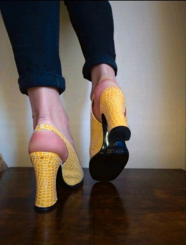 Sandalias con tacón Luichiny