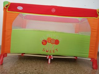 Cuna de viaje marca Olmitos