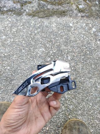 Desviador delantero Shimano slx 3 platos fd m670A