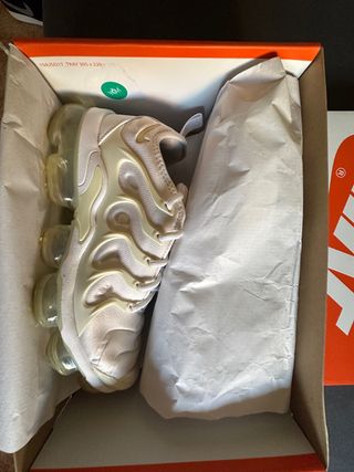 NIKE AIR VAPORMAX BLANCAS.