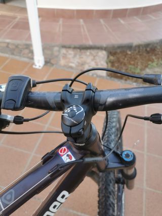 bicicleta montaña Rockrider 8.2