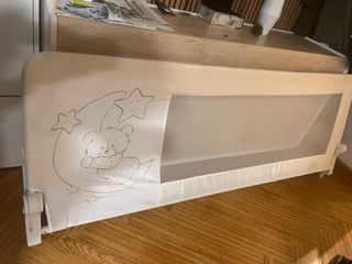 Barrera de seguridad para cama.