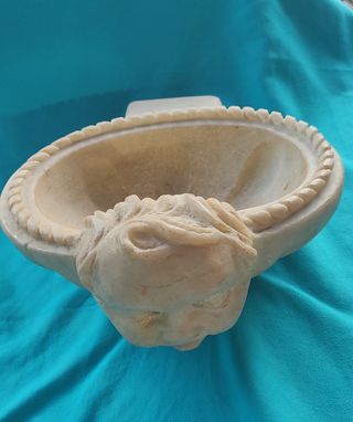 Marmo antico intagliato Benditero/Pila 