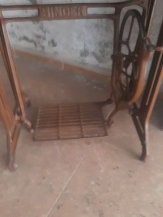 MAQUINA DE COSER