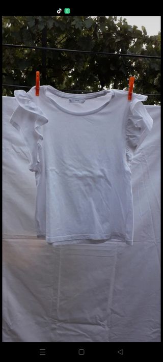 camiseta de manga corta de Mango