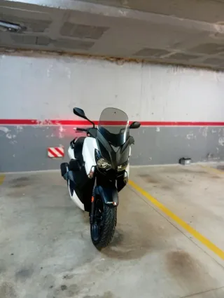 YAMAHA X-MAX ABS 250cc