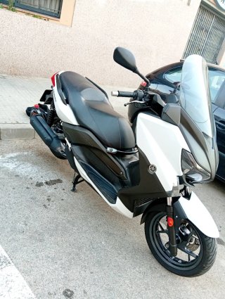 YAMAHA X-MAX ABS 250cc