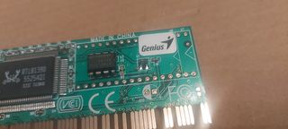Tarjeta Red pci Genius GF100TXR4