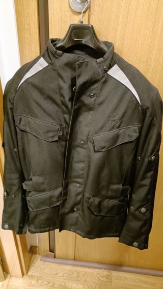 Cazadora moto otoño-invierno T: M/L - 46