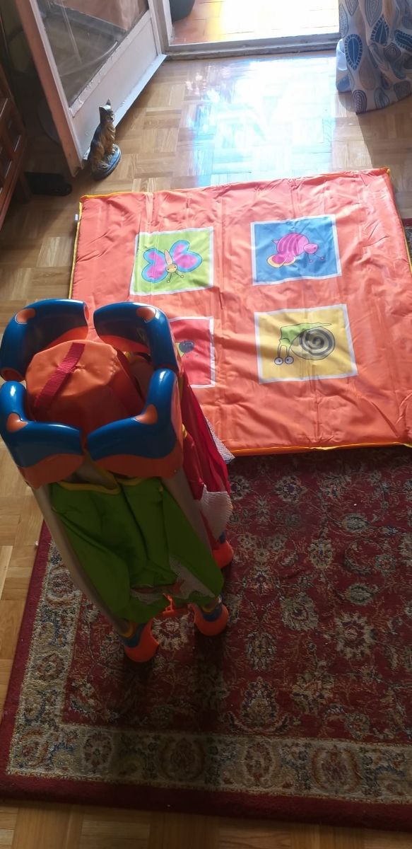 parque/ cuna de viaje