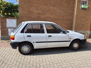 Toyota starlet 1000 1992