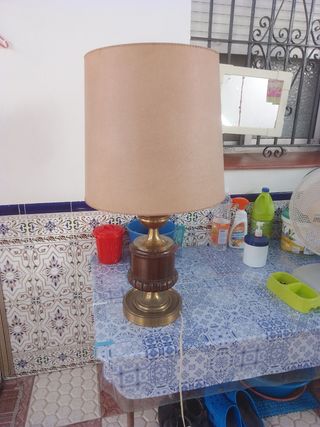 lampara antigua de 80 alto