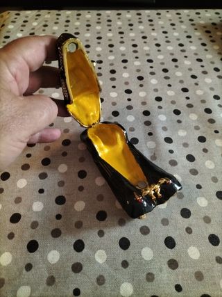 Adorno coche joyero.