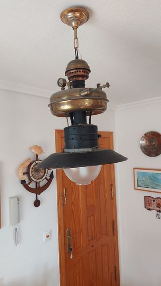 LAMPARA PETROMAN MUY ANTIGUA