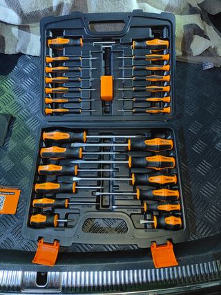 Caja destornilladores nueva